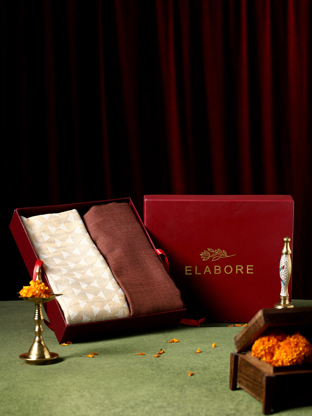 Women's Pashmina Wool Zari Pyramid Stole & Gentlemen's Pashmina Wool Diamond Weave Muffler